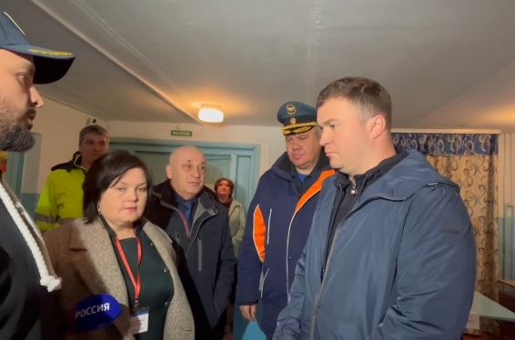 Виталий Хоценко выехал в населенные пункты Омской области с риском паводка