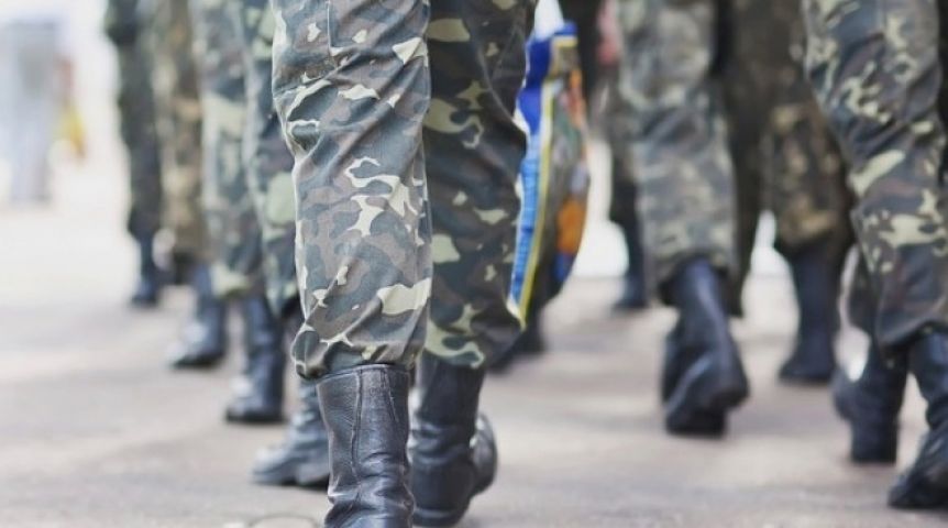 Рейд военкоматов: В Киеве военные и полицейские останавливали и проверяли документы у мужчин