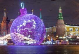 В Москве появится самый большой в мире елочный шар, распевающий песни о зиме