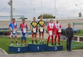 Слепой велосипедист из Омска взял «золото» Чемпионата России