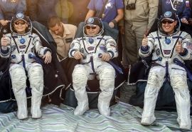 За Землю вернулся экипаж МКС с российским космонавтом на борту