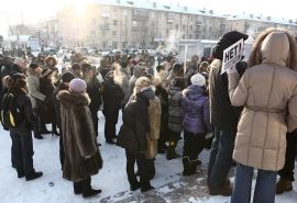 Омский депутат Госдумы предлагает гигантские штрафы за вовлечение школьников в несанкционированные ...