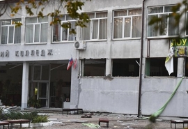 Спасая девочек, первокурсники керченского колледжа вызвали огонь на себя