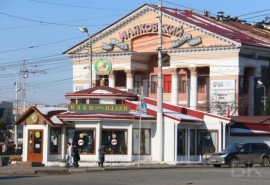 Стало известно, почему в Омске никак не могут снести кафе «Елки-Палки»