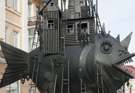 Знаменитый «Коммунальный карась» омского скульптора переехал в Краснодар