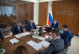 Глава Омской области Хоценко встретился с министром экономического развития РФ Решетниковым