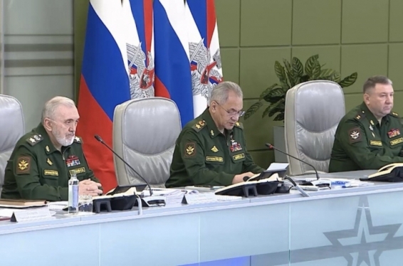 Глава Минобороны РФ Шойгу провел совещание по обстановке в зоне спецоперации