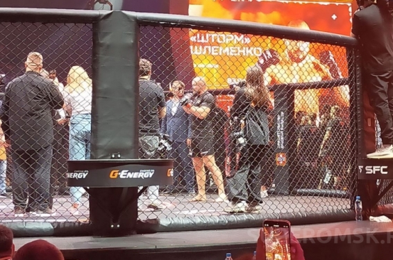 Омич Александр «Шторм» Шлеменко нокаутировал экс-бойца UFC Миллендера