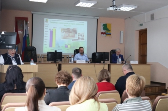 В Омском районе состоялись публичные слушания по бюджету за 2023 год