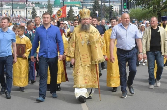 Виталий Хоценко поздравил омичей с Днем крещения Руси