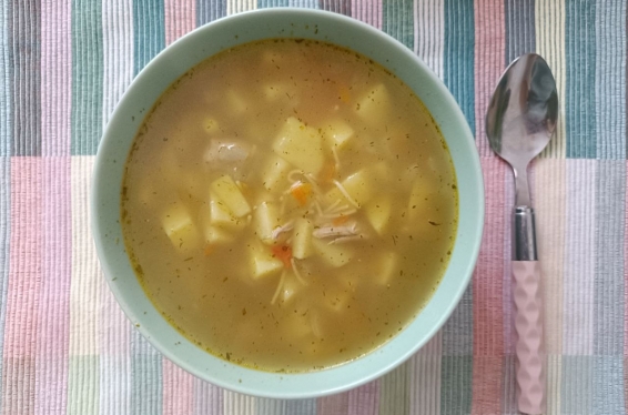 Школьное питание в Омске ушло трем компаниям