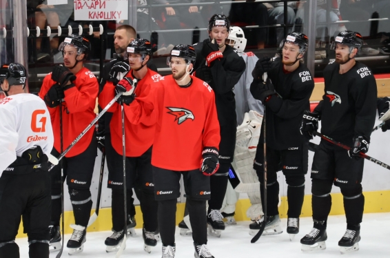 Окно закрыто: все трансферы омского «Авангарда» перед плей-офф