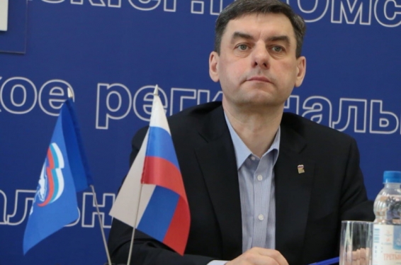 Лидер омских единороссов Вадим Бережной поблагодарил неравнодушных омичей за участие в поиске лучших кандидатов для партии