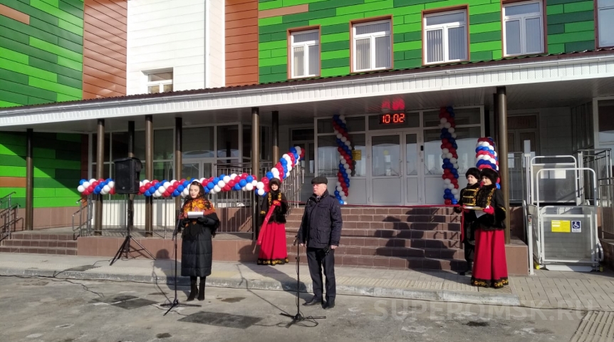 Бассейн на московке 2 омск открытие. Новый садик Омск. Новый детский сад Омск. Кикнур новый детский сад. Детский сад Радуга Владимир.