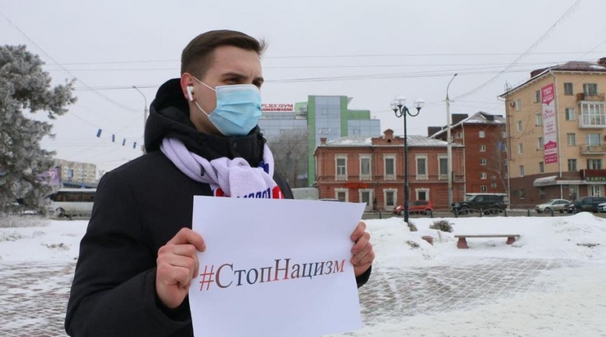 Общество В Омске выступили с патриотической акцией в поддержку российских военных и жителей Донбасса