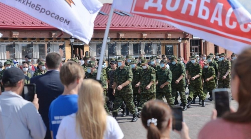 Омская область отправила в Донбасс 200 добровольцев