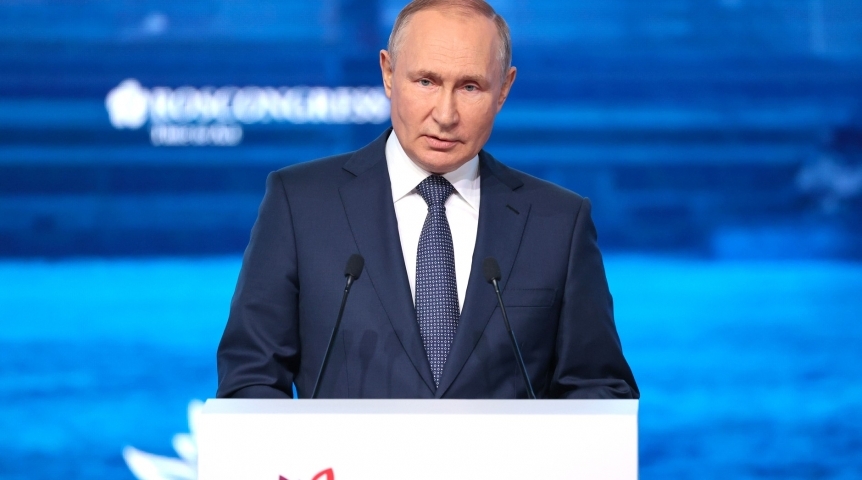 На Восточном экономическом форуме с Путиным обсудили перспективы «Ангары» в Омске