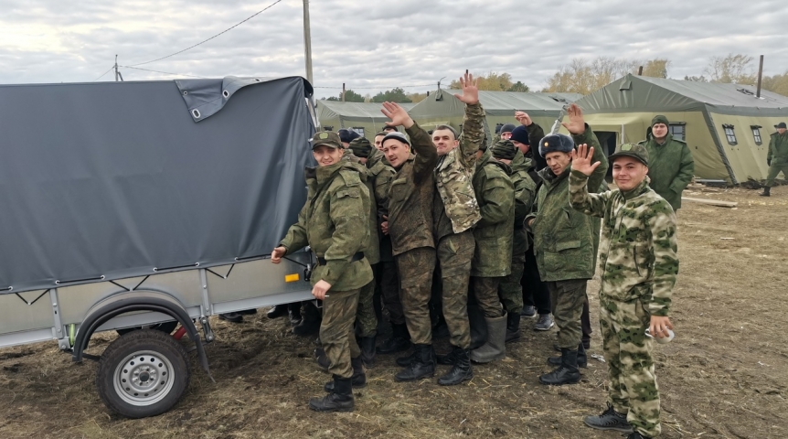 Мобилизованные поблагодарили омичей за помощь и поддержку Мобилизованные поблагодарили омичей за помощь и поддержку