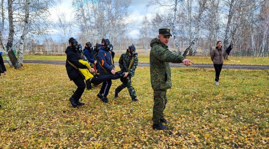 Под Омском школьники отработали навыки огневой подготовки