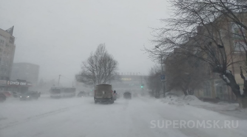 На Омскую область движутся снег и дождь