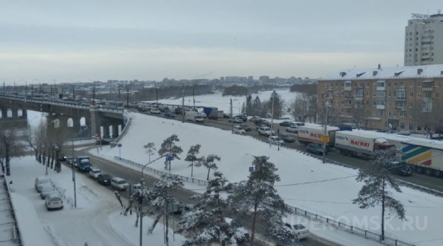 В Омске представили план оптимизации движения из-за перекрытия Ленинградского моста