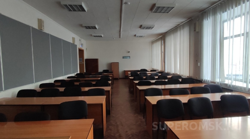 Структура правительства Омской области массово набирает сотрудников