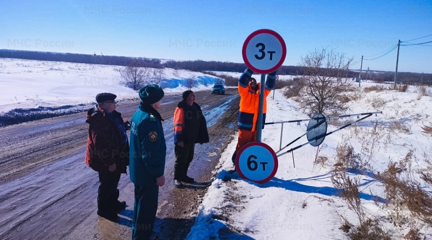 В связи с потеплением в Омской области начали снижать тоннаж на переправах