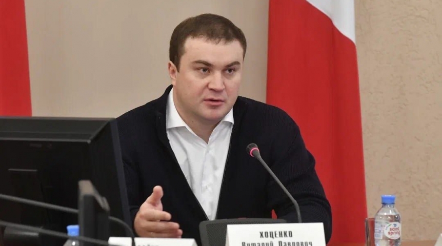 Виталий Хоценко на первом заседании с членами омского правительства анонсировал работу по субботам