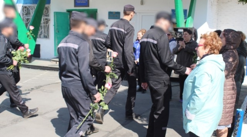 В омских исправительных учреждениях прошел последний звонок