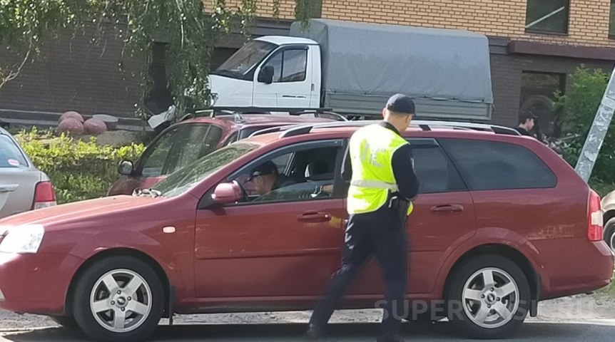 В Омске в ходе дорожной облавы арестовали несколько автомобилей