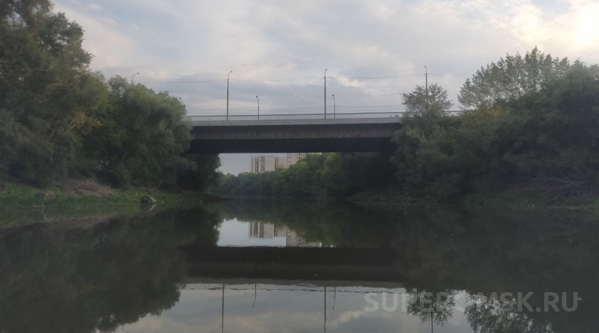 Где в Омске пройдет мост через Омь?