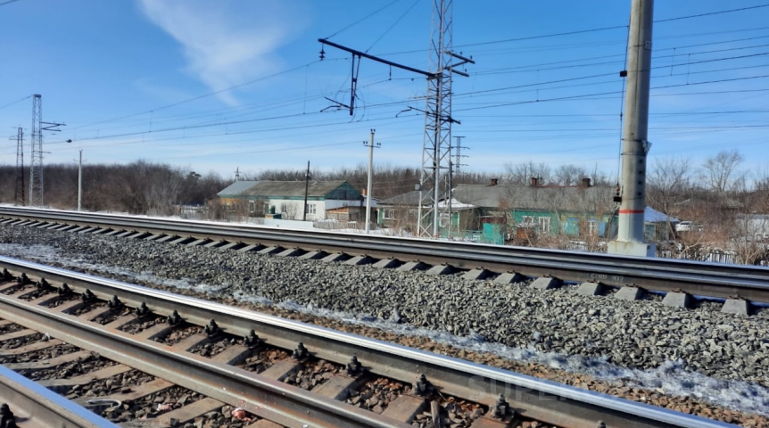 Виталий Хоценко сообщил о прибытии поезда с пассажирами не долетевшего до Омска самолета из Сочи