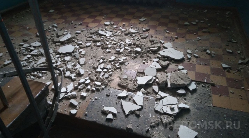 В мэрии Омска прокомментировали разрушение кирпичной стены очередного жилого дома