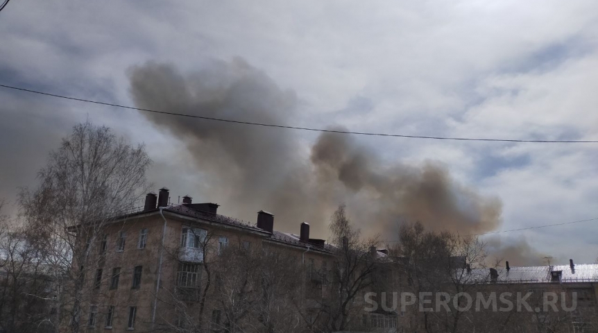 Общество В омском воздухе была повышена концентрация пыли