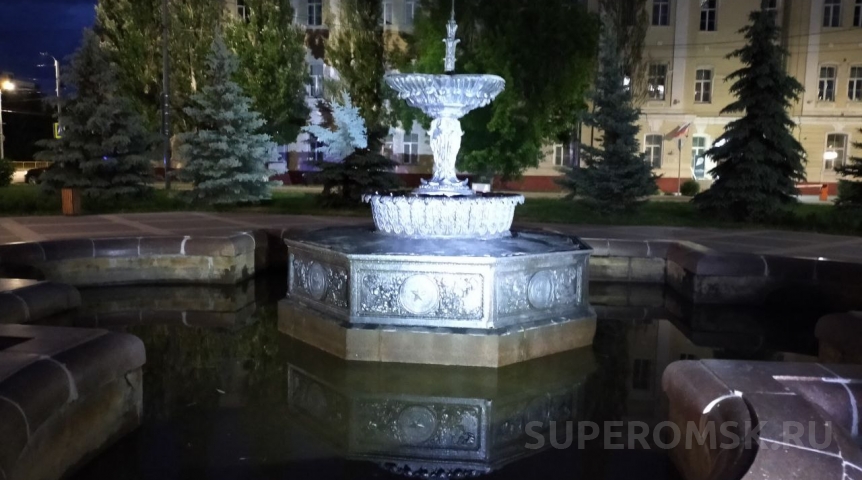 Общество Фонтан в центре Омска капитально отремонтируют
