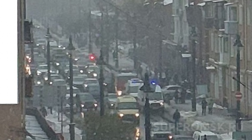 Число пострадавших в ДТП на Ленина в Омске возросло до двух