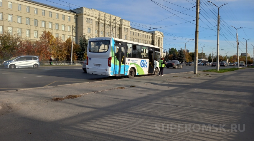 Омичей пригласили поучаствовать в опросе на тему пассажирского транспорта Омичей пригласили поучаствовать в опросе на тему пассажирского транспорта