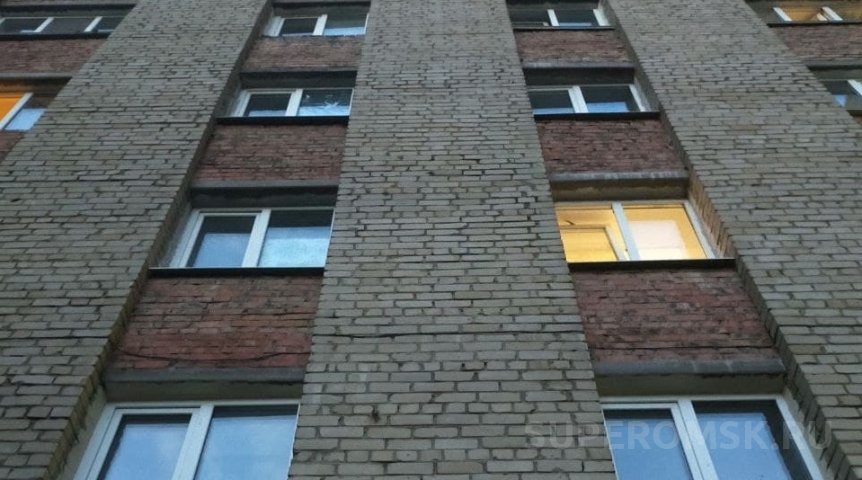 В Омске в 2023 году городу перешли 32 квартиры, где умерли все владельцы