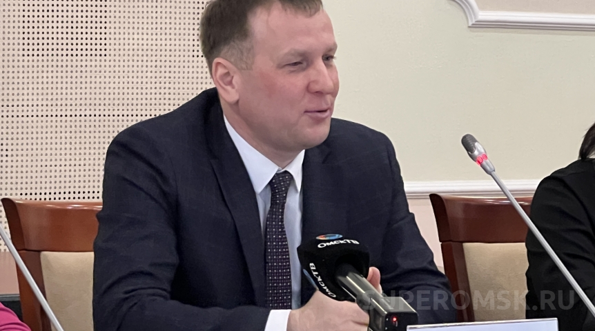 «Ухожу по собственному желанию»: Бикмаев прокомментировал отставку из мэрии Омска