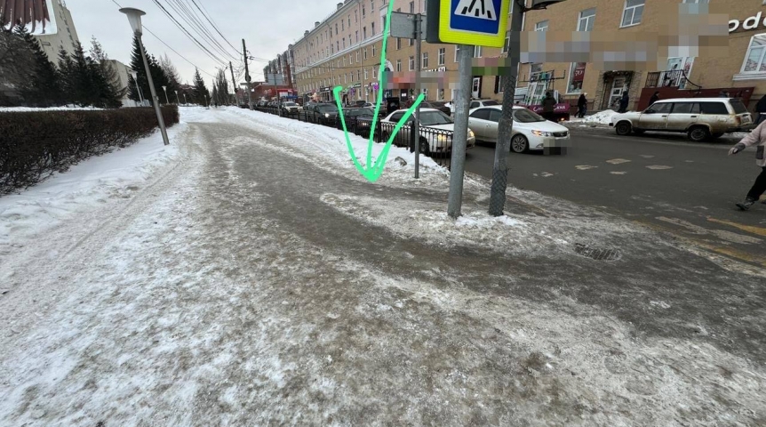 В Омске отмечен резкий прирост падений на улице В Омске отмечен резкий прирост падений на улице