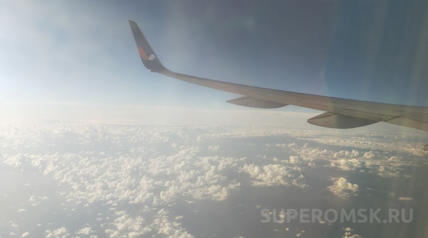Самолет из Узбекистана развернули на подлете к Омску