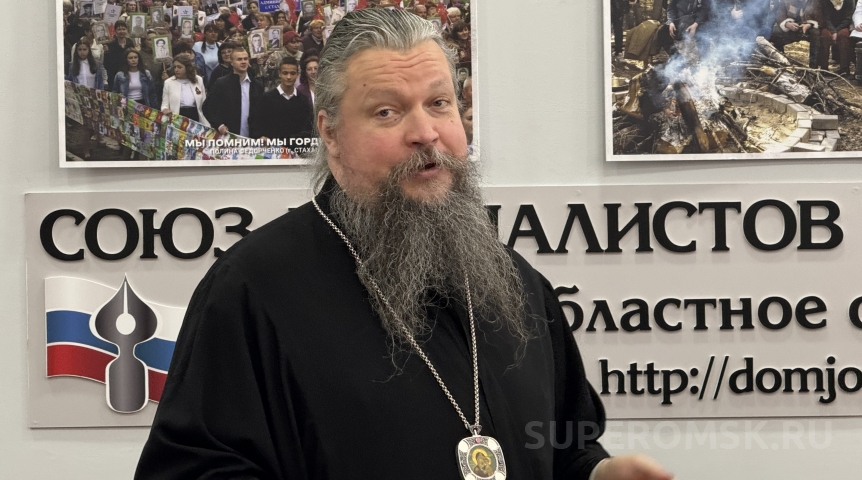Омский митрополит Дионисий будет освящать куличи и яйца к Пасхе в Успенском соборе