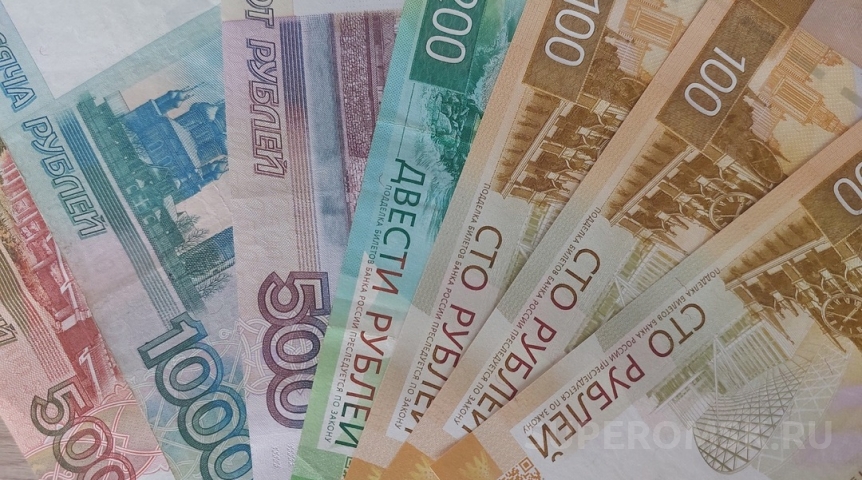 В Омской области зафиксировали рост средней зарплаты на 10 тысяч рублей