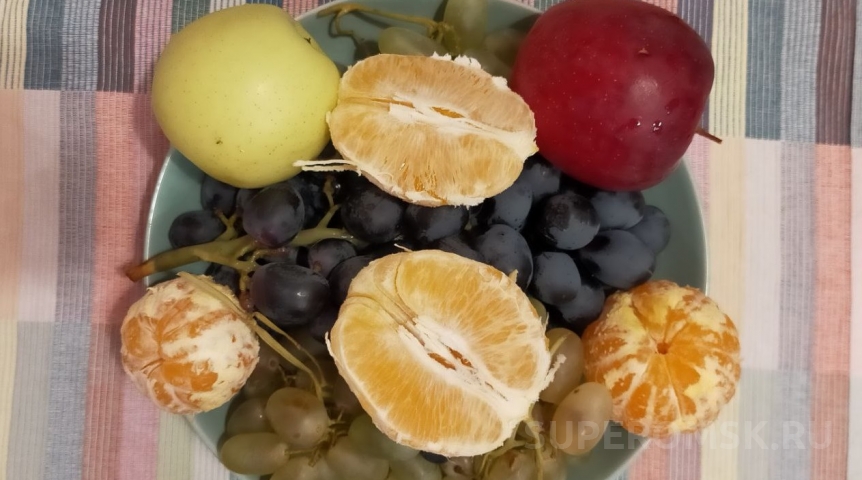 В Омск привезли зараженные фрукты из Узбекистана