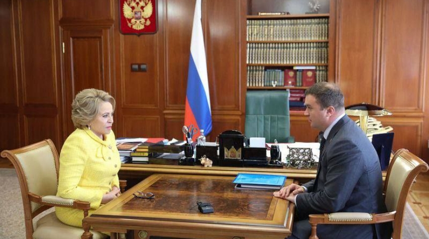Сенатор Евстифеев прокомментировал итоги встречи губернатора Хоценко со спикером Совфеда Матвиенко