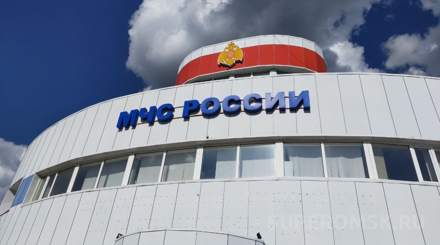Общество В омском МЧС сообщили о закрытии образовательных и медучреждений из-за нарушений