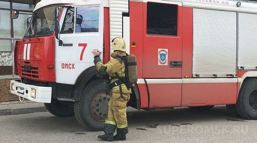 В Омской области в страшном пожаре погибла женщина