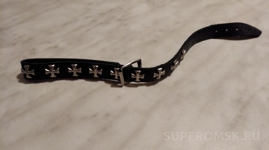 Сотрудникам омской мэрии рекомендуют отказаться от вызывающего макияжа и аксессуаров