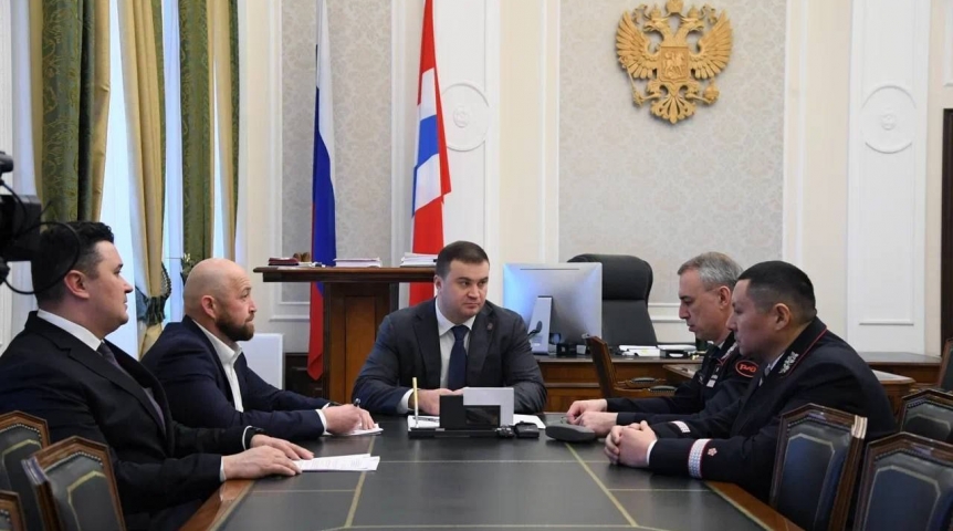 Виталий Хоценко встретился с начальником Западно-Сибирской железной дороги Александром Грицаем