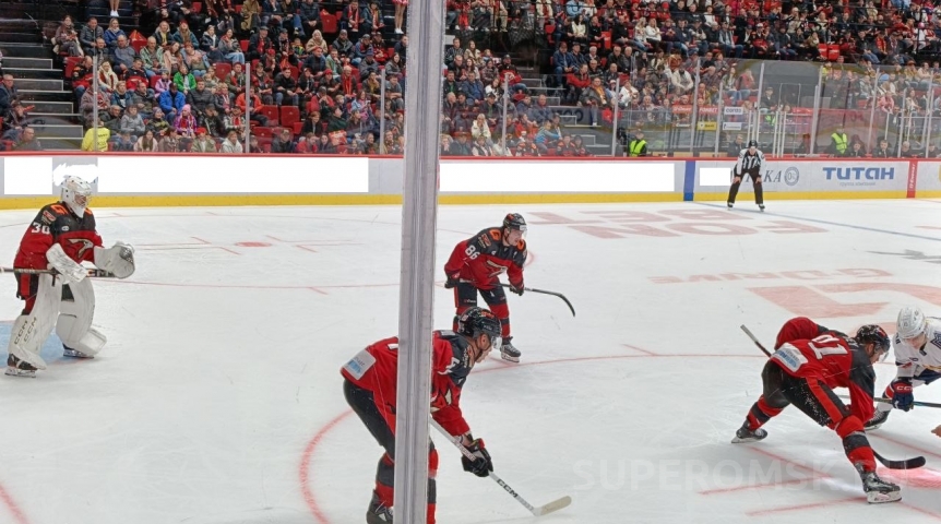 Омский «Авангард» разгромно проиграл «Салавату Юлаеву»